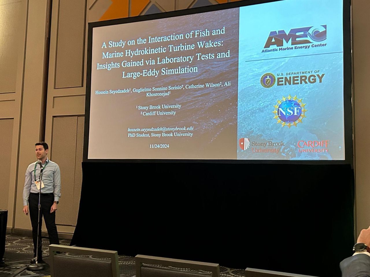 Saliva particle transport visualization